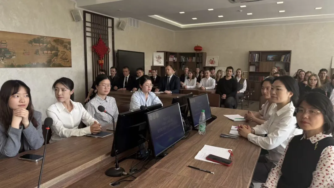 布隆迪大学孔子学院联合举行“中文+电工基础知识与家用电器操作维修”培训班2 图片